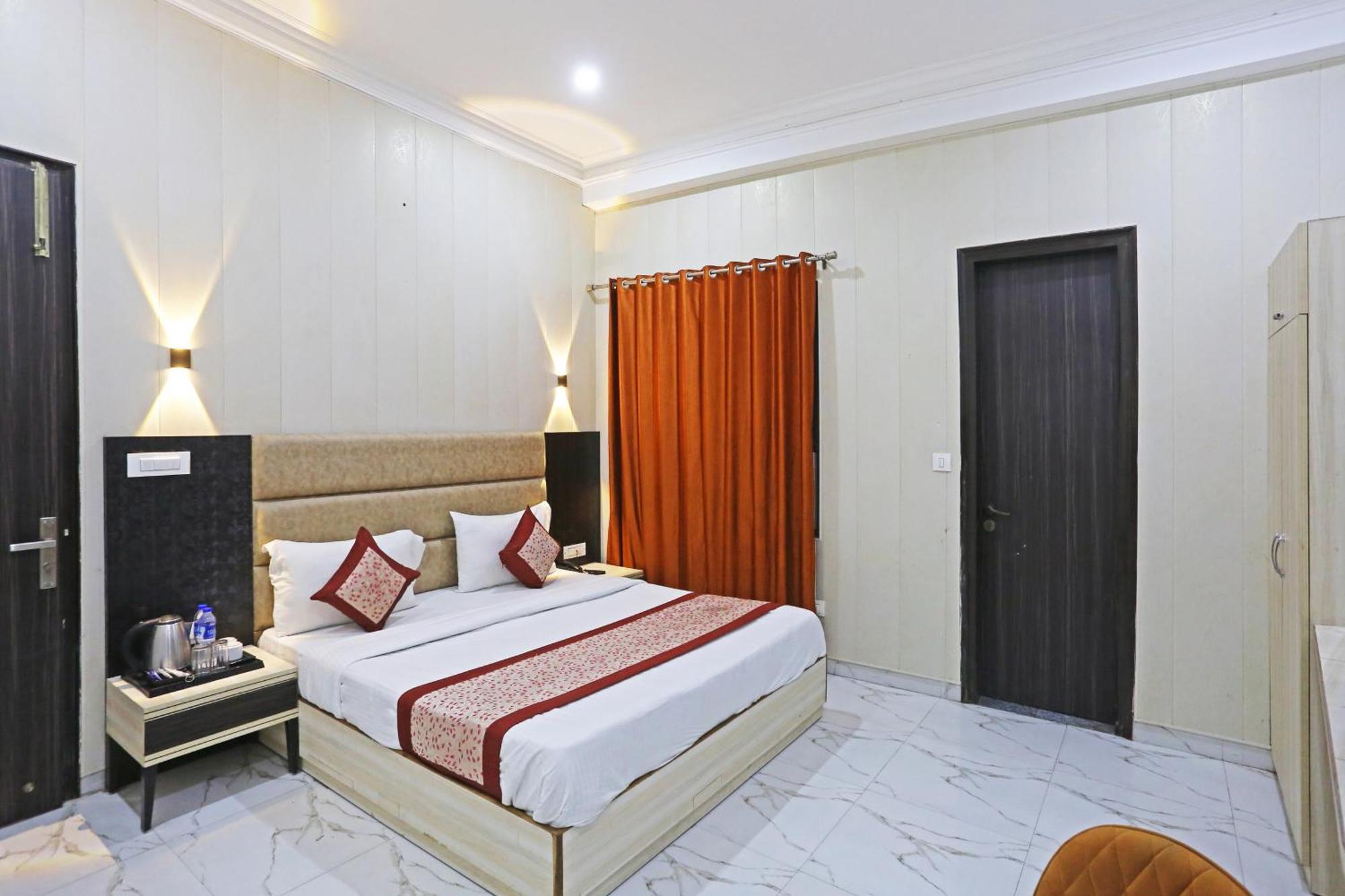 Hotel Almora Sky Near By Delhi International Airport With - Free Airport Pickup And Drop New Delhi Ngoại thất bức ảnh