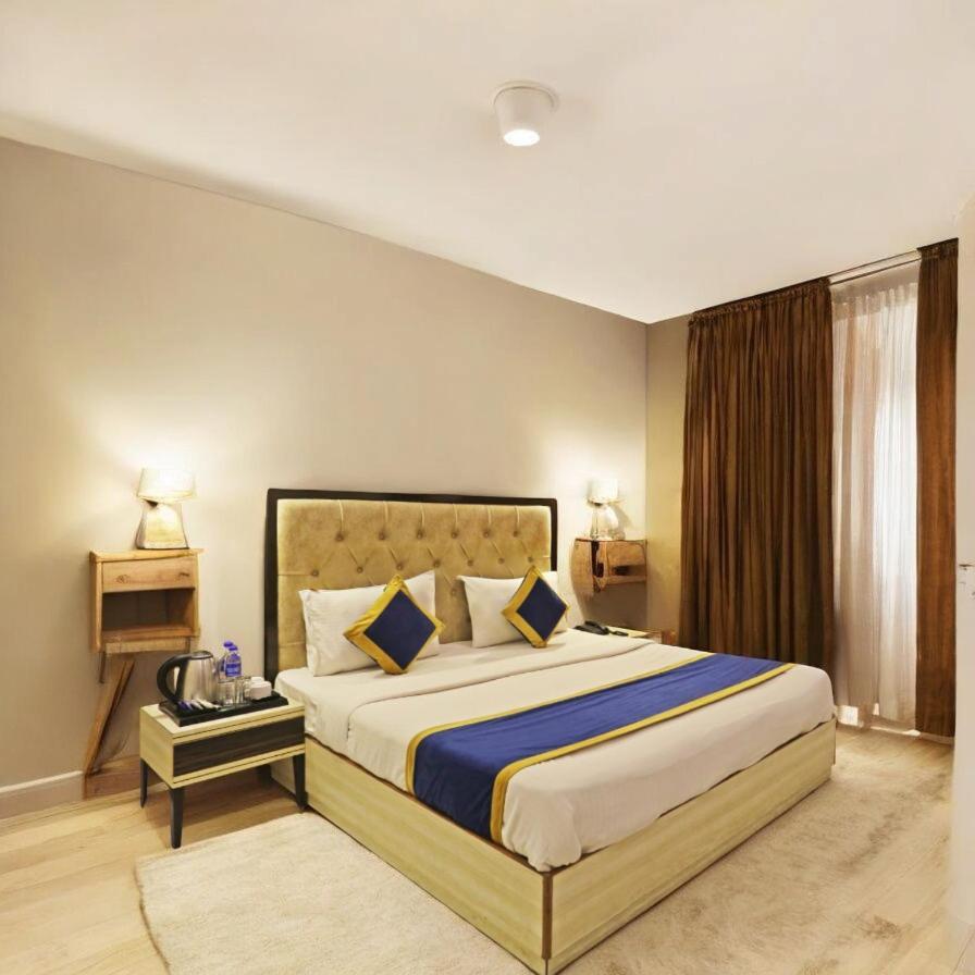 Hotel Almora Sky Near By Delhi International Airport With - Free Airport Pickup And Drop New Delhi Ngoại thất bức ảnh